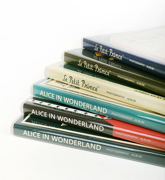 ALICE IN WONDERLAND PHOTO ALBUM - Waistcoat Rabbit