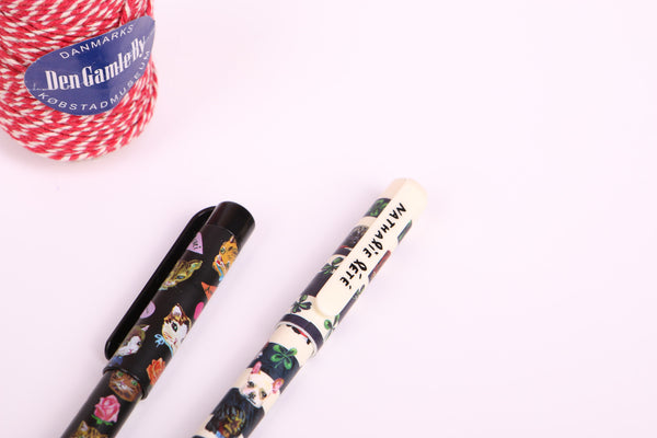 BALLPEN NATHALIE LETE -  Blue flower Black