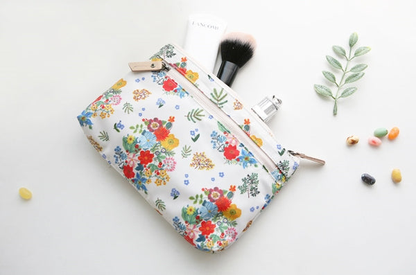 Nathalie Lete Flat Pouch - Big Bouquet Ivory