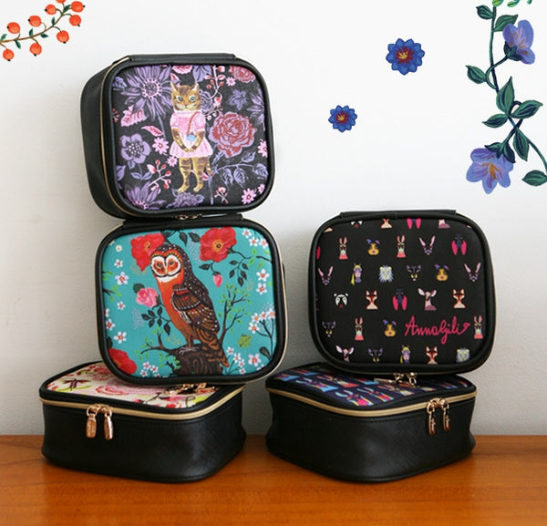 Square Cosmetic Pouch Nathalie Lete - Cat Black